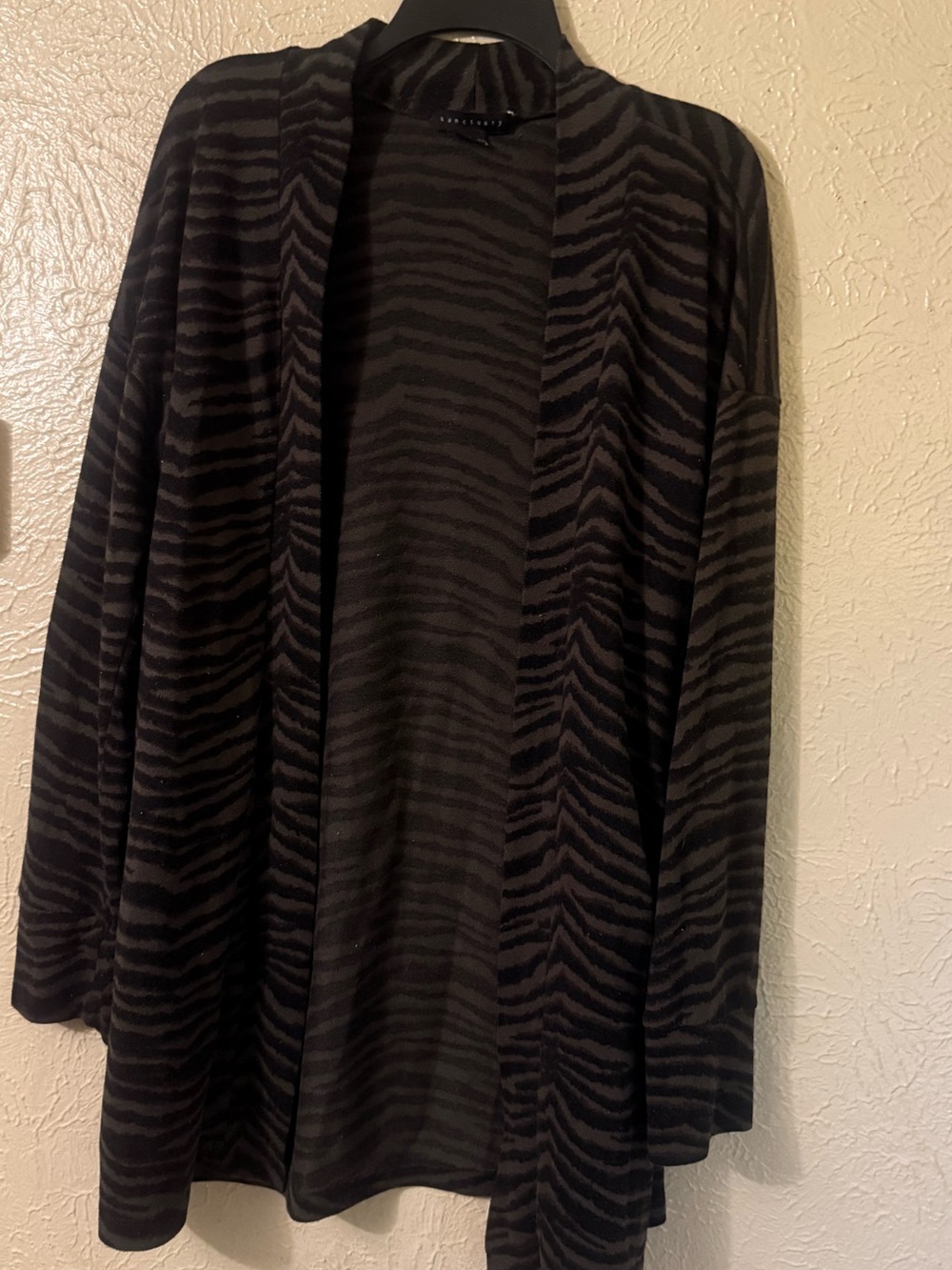 Sanctuary Black and Charcoal Zebra-print Stripe Open Cardigan Sweater